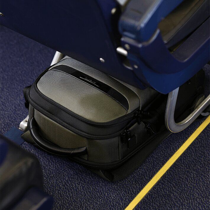 Sacs à dos cabine à glisser sous le siège