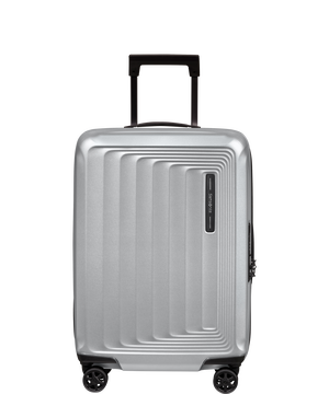 Nuon Valise à 4 roues extensible 55cm 55 x 40 x 20/23 cm | 2.5 kg Nuon Valise à 4 roues extensible 55cm 55 x 40 x 20/23 cm | 2.5 kg