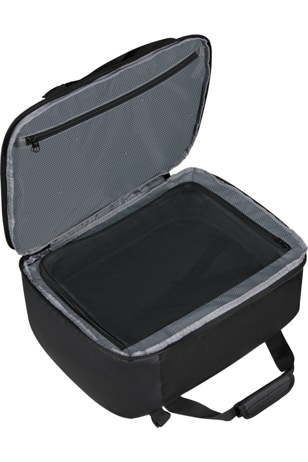 Samsonite Roadseeker Duffle/Backpack Underseater M  Deep Black Samsonite Roadseeker Duffle/Backpack Underseater M  Deep Black