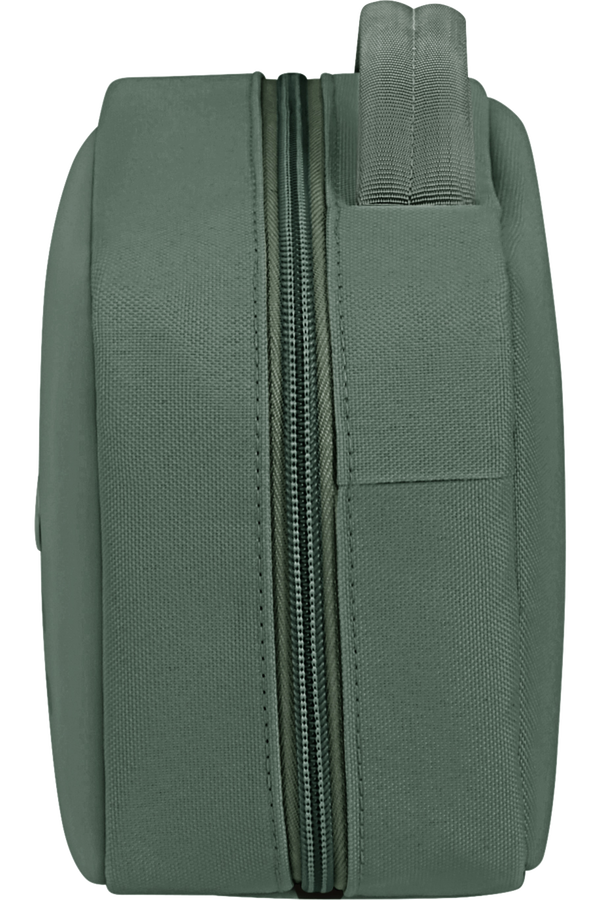 Samsonite Stackd Toilet Kit Weekender  Sage Samsonite Stackd Toilet Kit Weekender  Sage