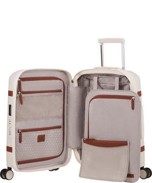 Image Trolley mit 4 Rollen erweiterbar 55cm 55 x 40 x 20/23 cm | 2.9 kg Image Trolley mit 4 Rollen erweiterbar 55cm 55 x 40 x 20/23 cm | 2.9 kg