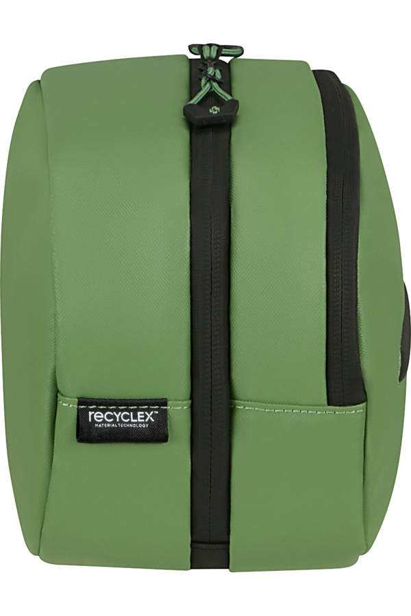 Samsonite Ecodiver Toilet Kit  Stone Green Samsonite Ecodiver Toilet Kit  Stone Green